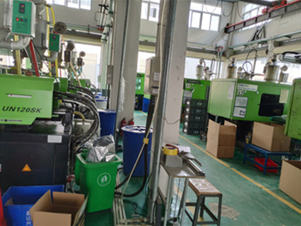 注(zhu)塑模具(jù)